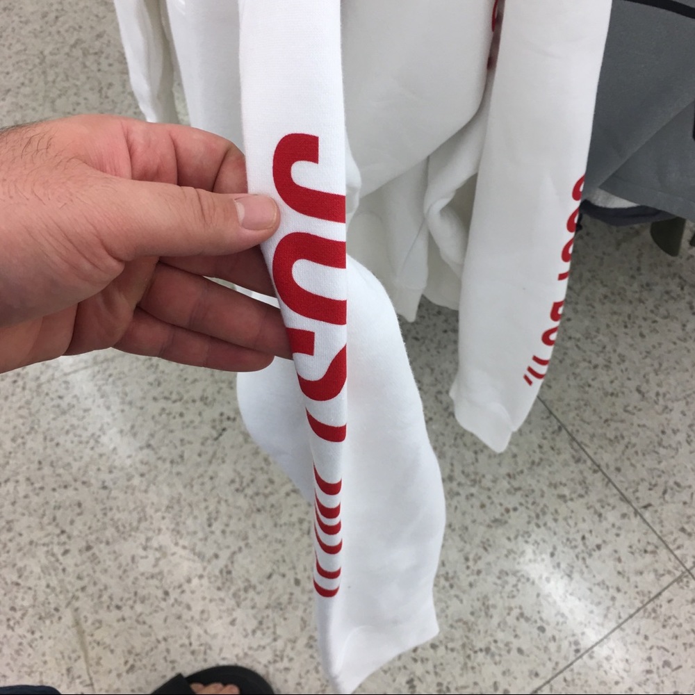 Nike Box Logo Hoodie Sweater Men’s Red White Black - Picture 4 of 4
